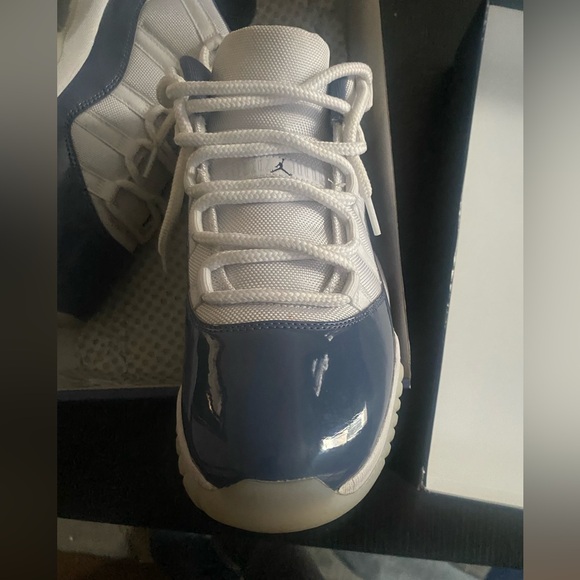 Retro 11s